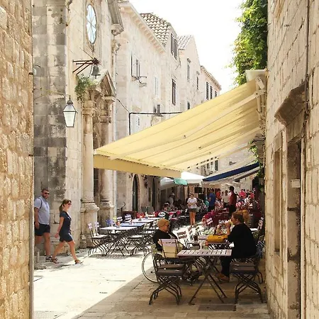 Πανσιόν Angelus Ντουμπρόβνικ